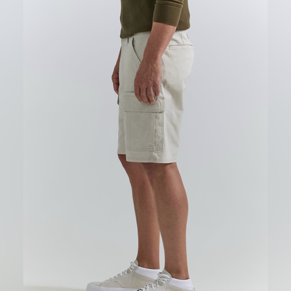 Men’s Wrangler Authentics Stretch Cargo Short Size 42 - Picture 5 of 9